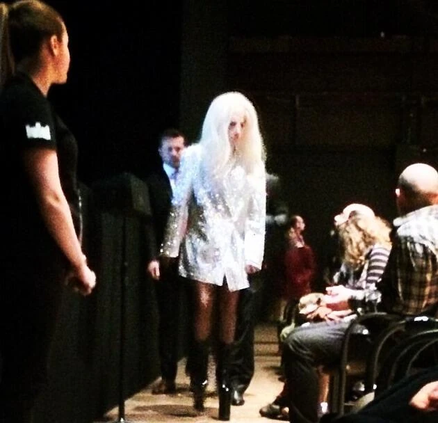 12-21-13-Marina-Abramovi-Private-Show-00