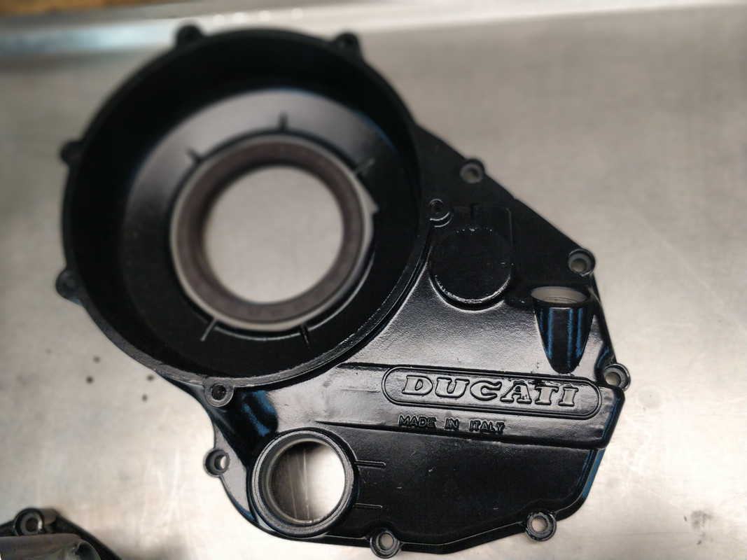 Diverses pieces repintes et parties remontées (2)