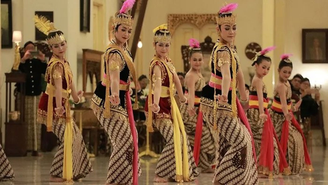 Tari Kalegoa: Pesona Kesenian Tradisional Sulawesi Tenggara