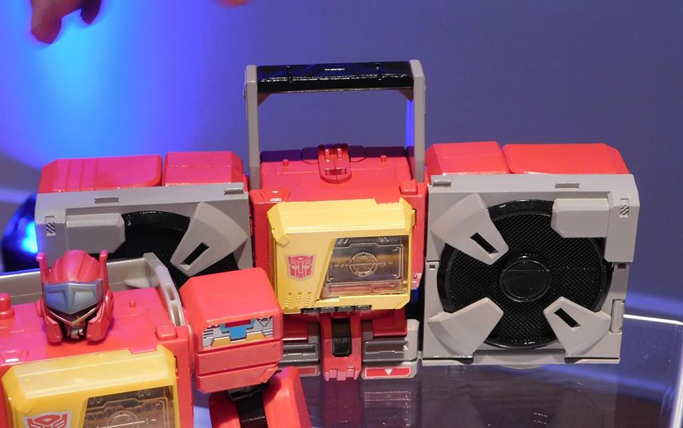 12063401_936693779711659_8135163934391378188_n