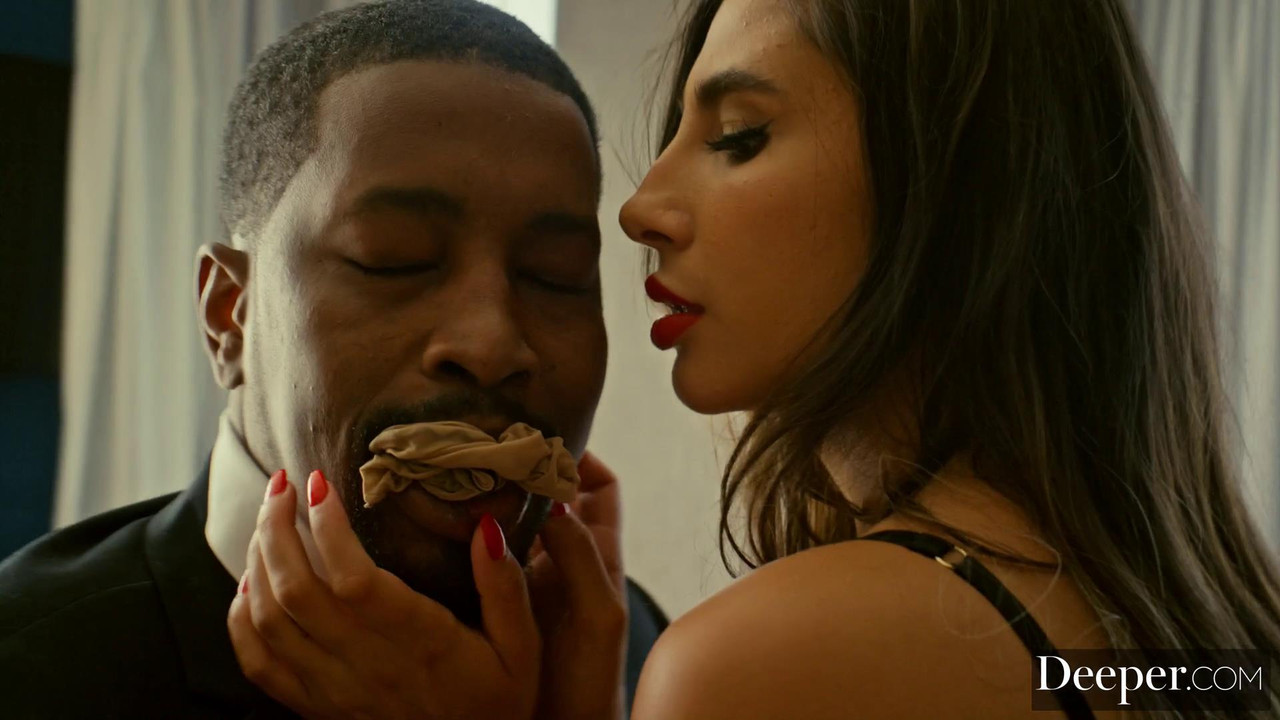 vlcsnap-2023-08-08-19h26m26s928