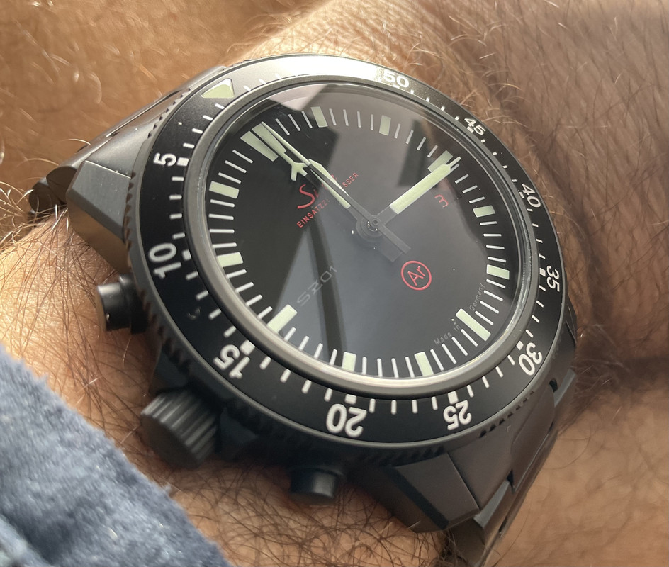 A41EF0A1-95F8-4F5E-A821-00B434B0F2CC