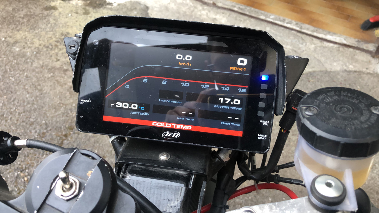 DECF0FD2-6A82-4E05-9C8D-E338103DD95D