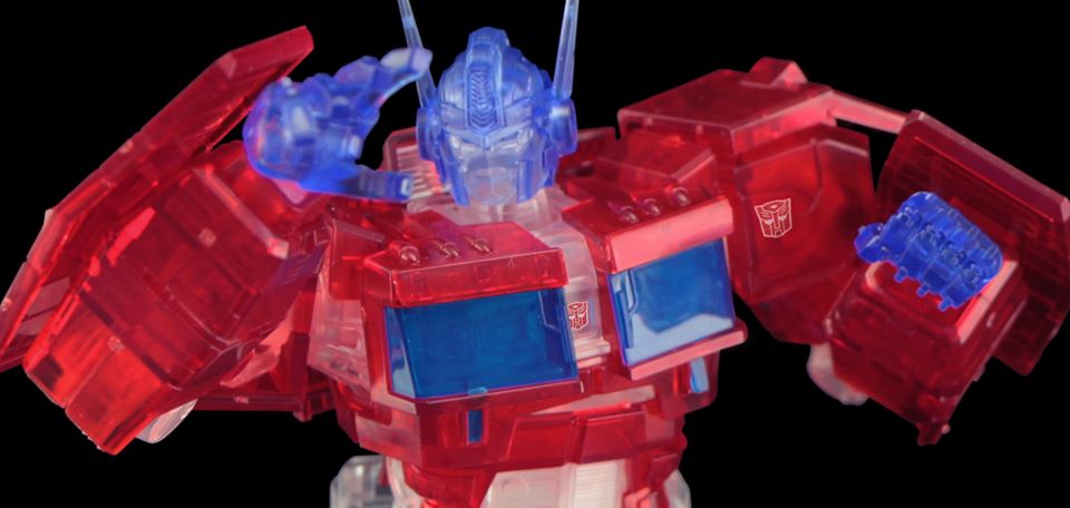 Furai-Model-IDW-Optimus-Prime-Clear-Ver-10