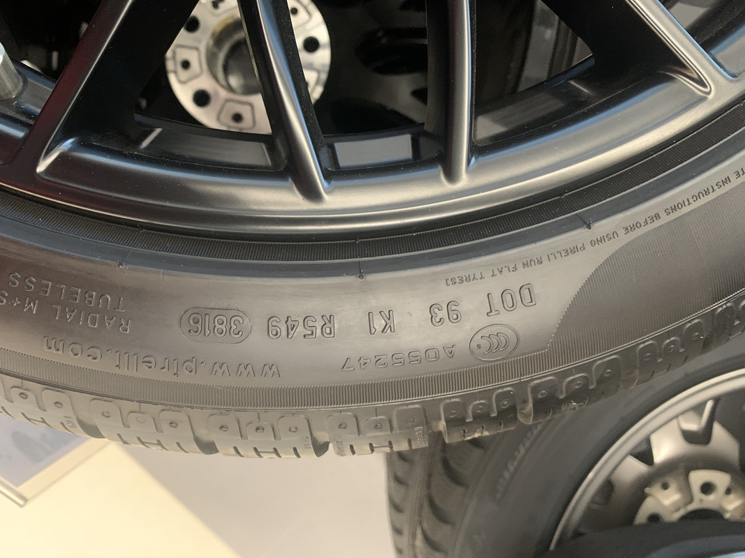 9316E6E0-2BBB-4B66-903E-CA0CEE99D2A1