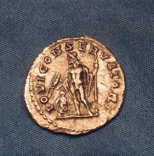 Denario Macrino. IOVI CONSERVATORI. Júpiter estante a izq. con Macrino. Roma. 5-D326-C62-8986-49-E9-9-AAE-DEFB6-A734-BCB