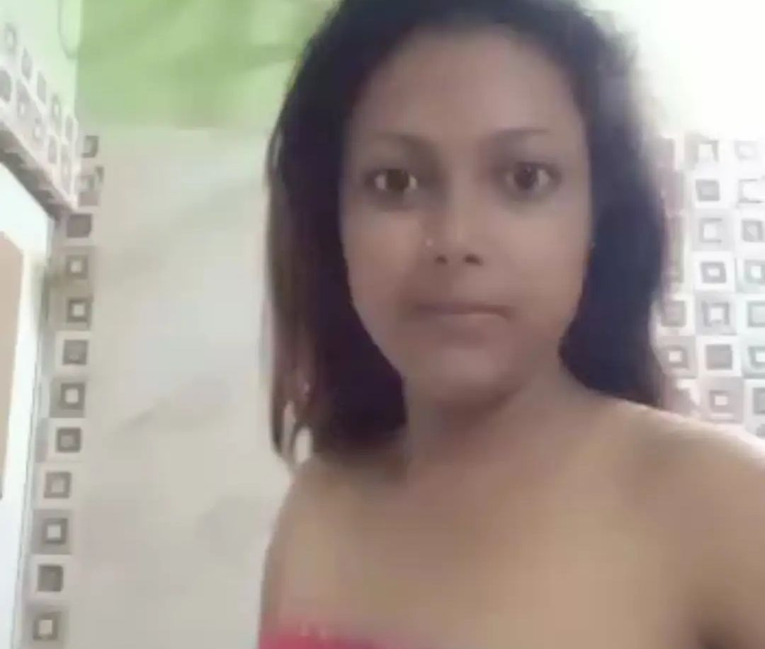 Cute desi girl nude selfie video record for her boyfriend viral