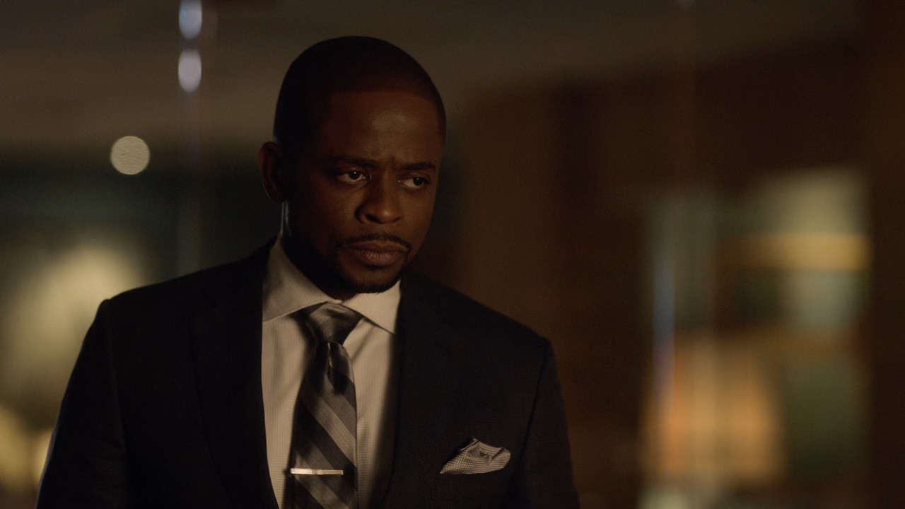 Suits - S07E10 - Donna (1080p WEB-DL x265 HEVC 1