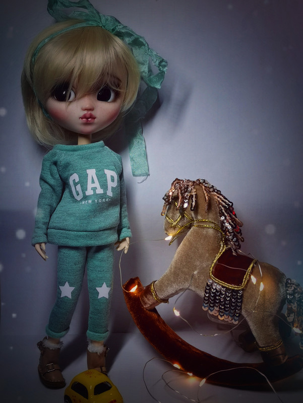 SNOW-20221129-231110-832