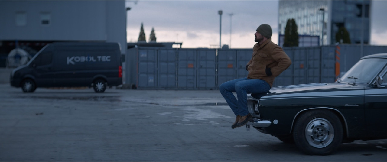 Subservience (2024) (1080p BluRay x265 SAMPA).mkv_snapshot_00.30.18.783