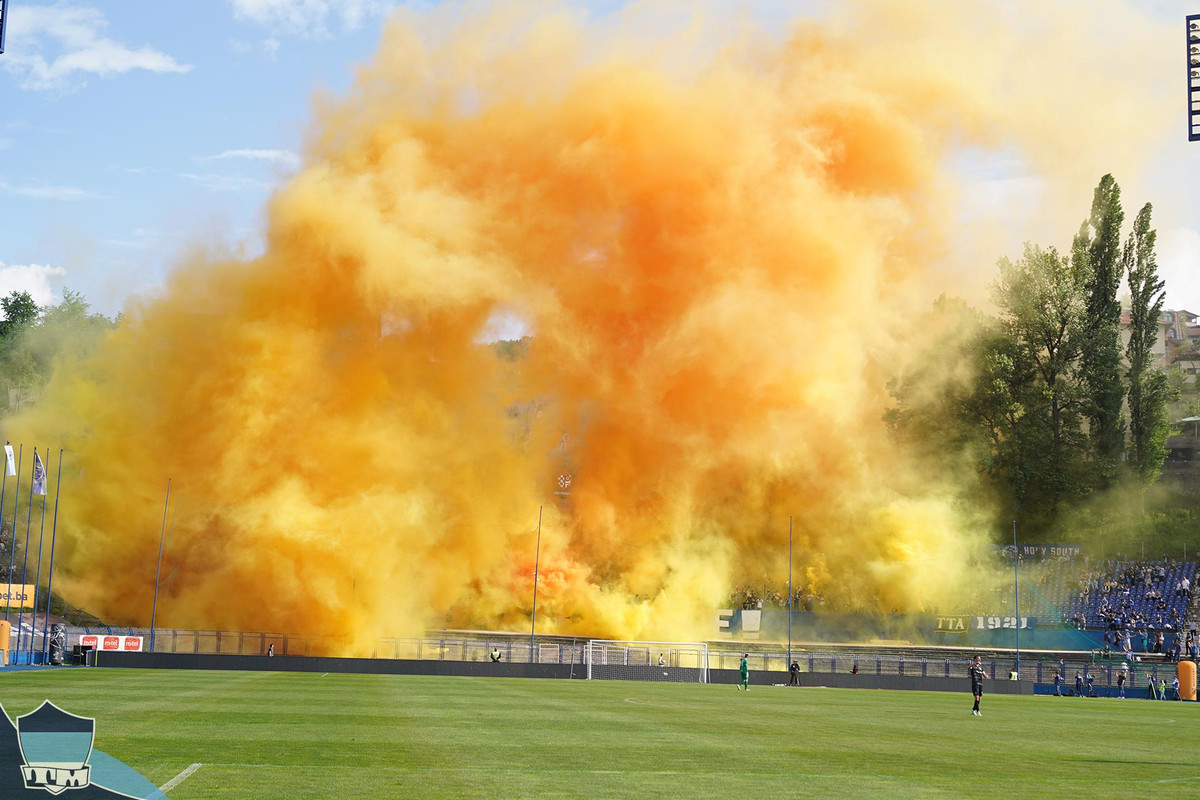 BDB3D6E9-459B-4185-A1C8-048009C805A8