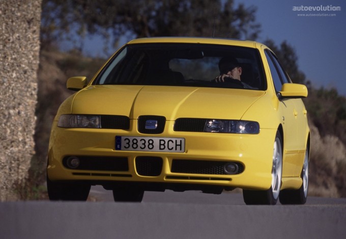 SEATLeonCupra4-medium-1837_13