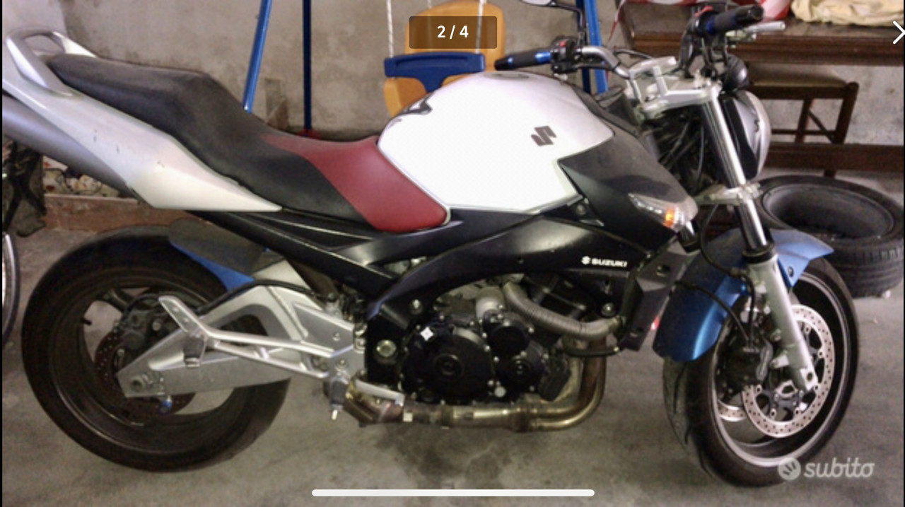 6D9EBD73-8788-43C4-9649-6A2694741871