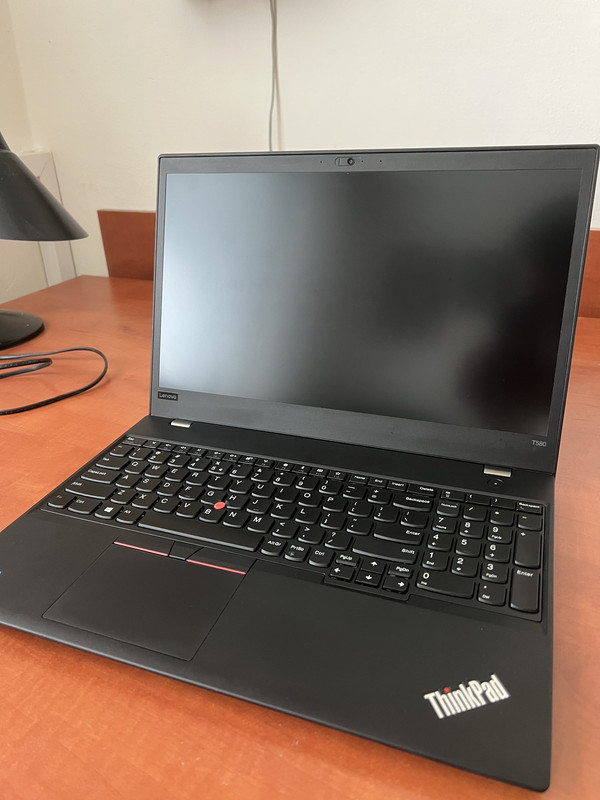 P: ThinkPad T580 (i7-8650U, 32GB ram, 512GB SSD)