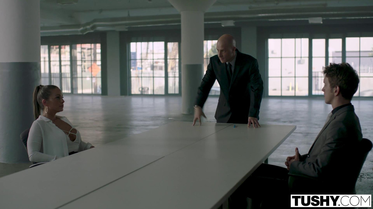 vlcsnap-2023-04-23-10h03m44s173