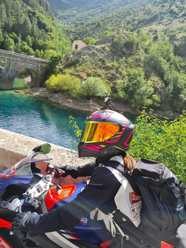 68B39FB6-7D1B-4336-AB3B-39D31BD66184