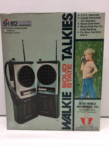 کتابها , داستانها , نوار قصه ها و مجلات دوران کودکی(مصور - کاست و ...) - صفحة 20 Walkie-Talkie-01