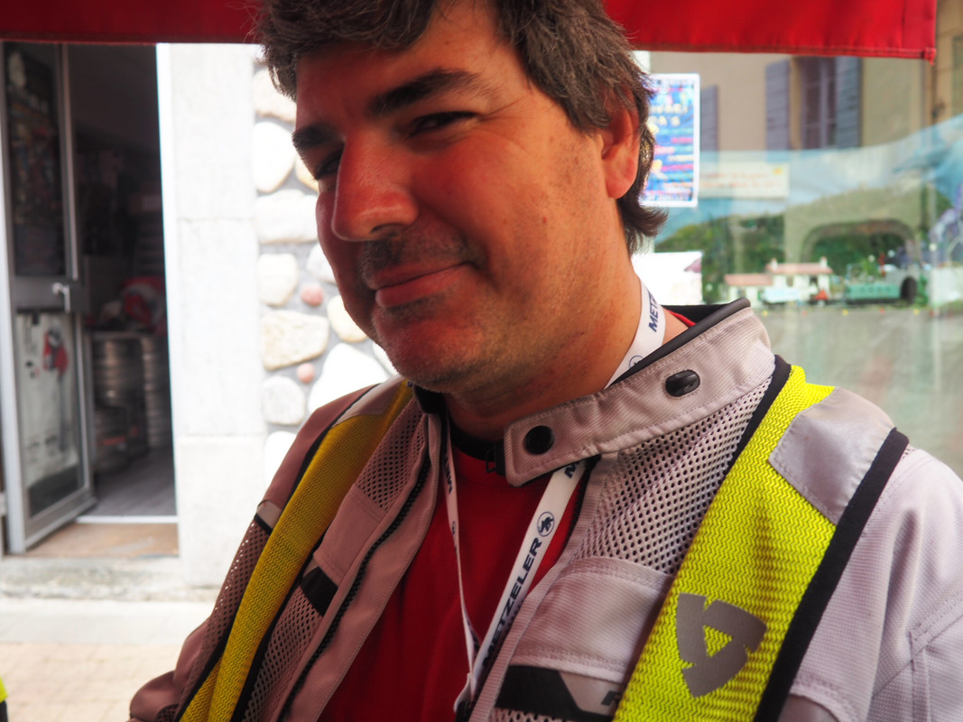 0D1A1BA4-14C6-489B-BE4B-B4CF4DF78171