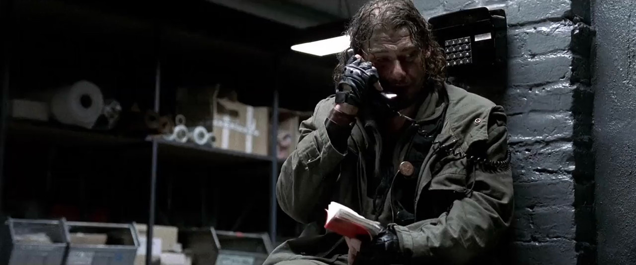 What to Do in Case of Fire? 2001 WebRip [Hindi + Tamil + German] 480p, 720p ESub Screenshot
