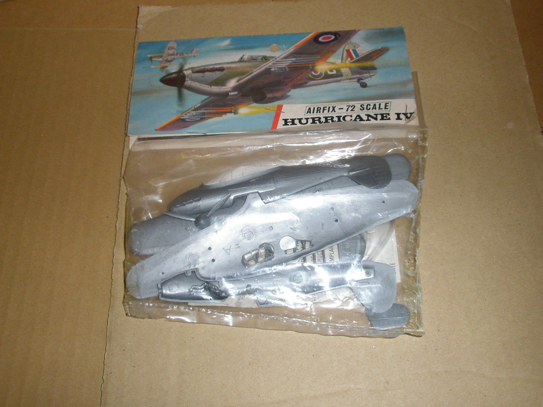 Airfix Hurricane IV 1