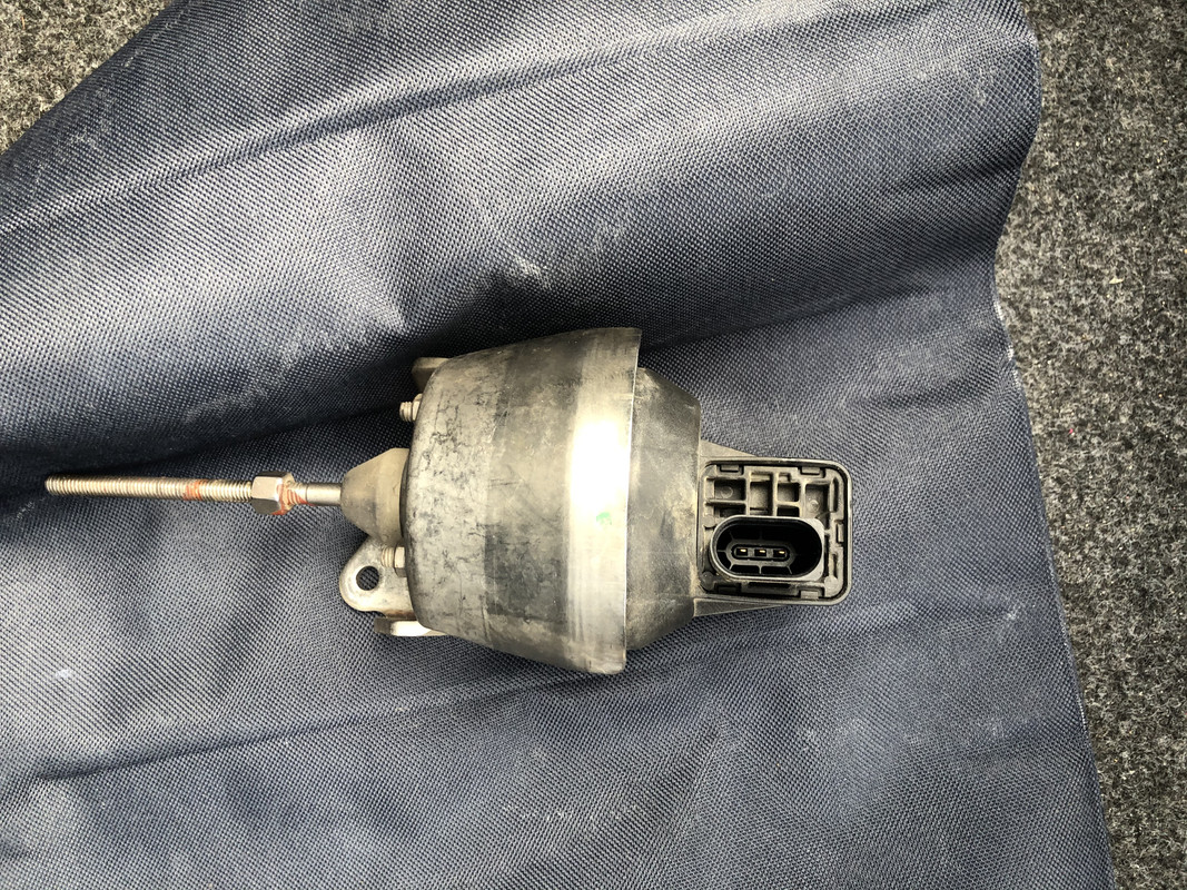 58713930-BB6C-48C0-9DA8-57D1C40DB2A7