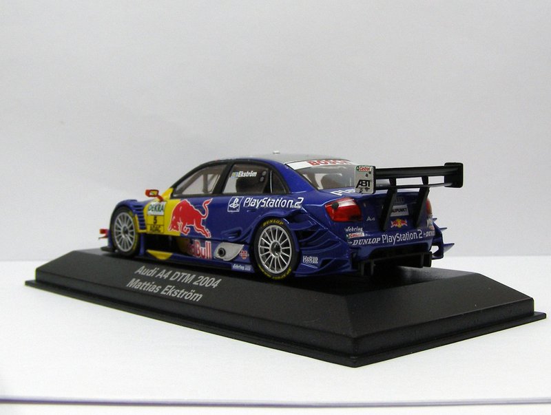 Audi A4 DTM 2004 Ekstroem (2)