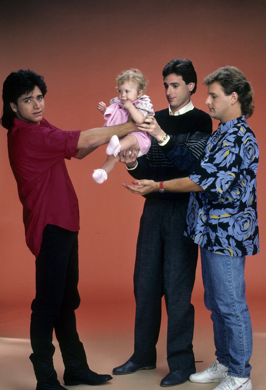 Full.House.S01.Complete.720p.NF.WEB-DL.x264-KangMus Michelle-Diapers