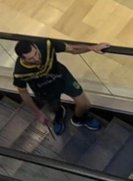 australia-knife-attacker-bondi-sydney-viral-video-screen-image-04132024-443x600