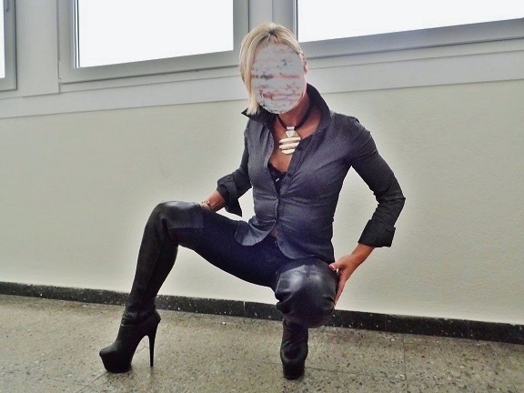 olivia-dietrich-AOF6ysEGpQ0