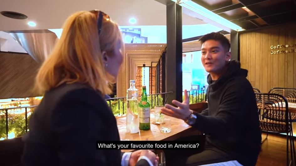 Boy William bertanya mengenai makanan favorit Barbie Kumalasari saat tinggal di Amerika