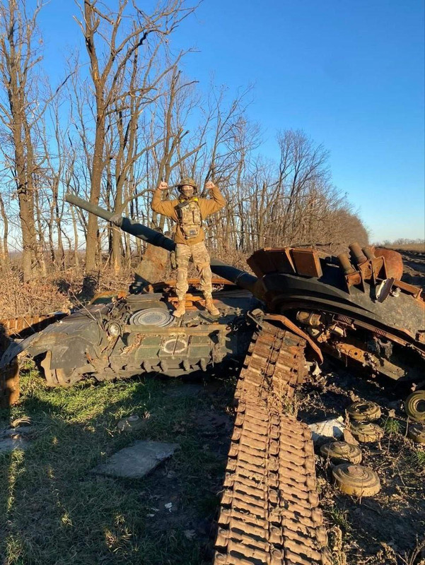 1000 T-72B3 destr 06 12 22