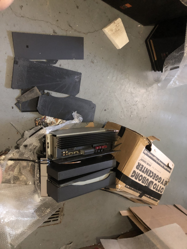 EC705F29-27D8-457F-BF6A-1FD327F182D8