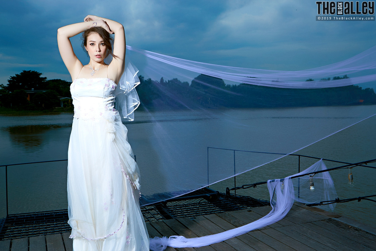 natcha-10-016