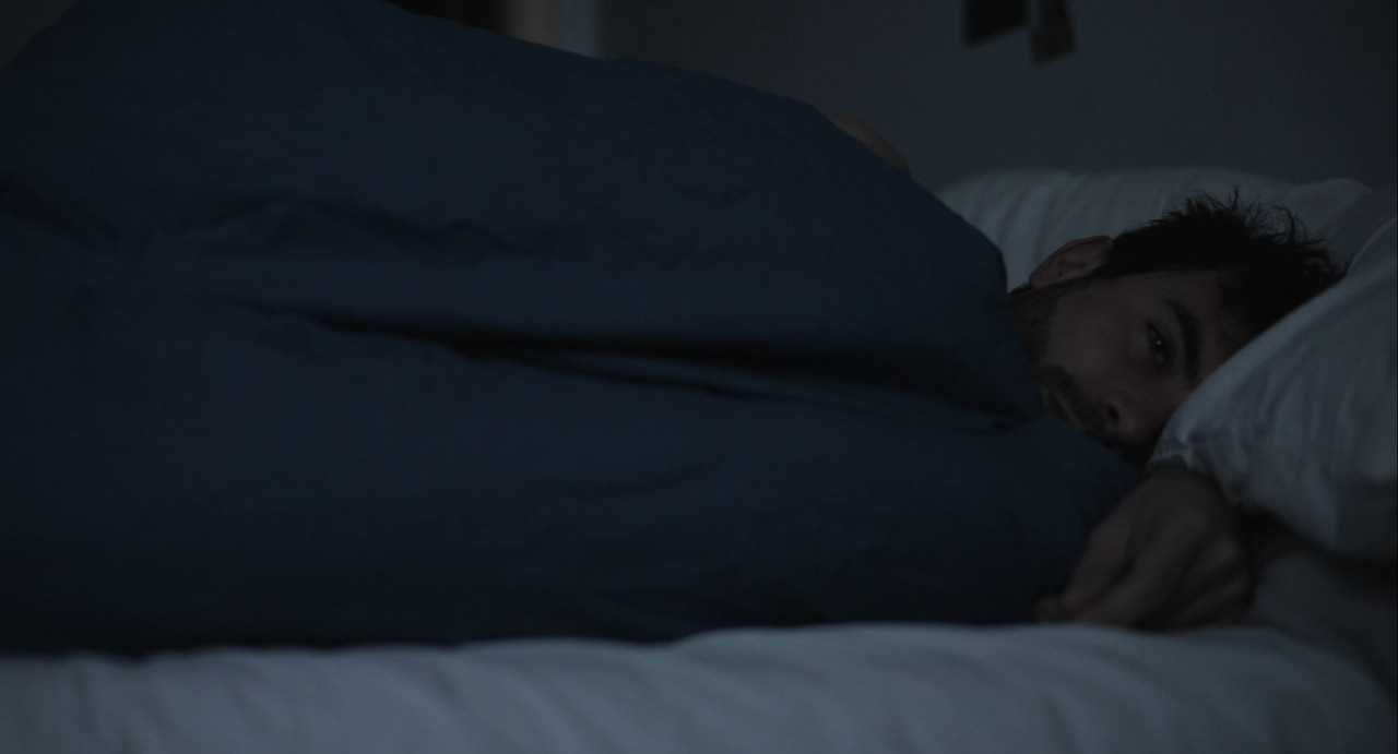 Weekend 2011 Criterion (1080p x265 10bit Tigole).mkv_snapshot_01