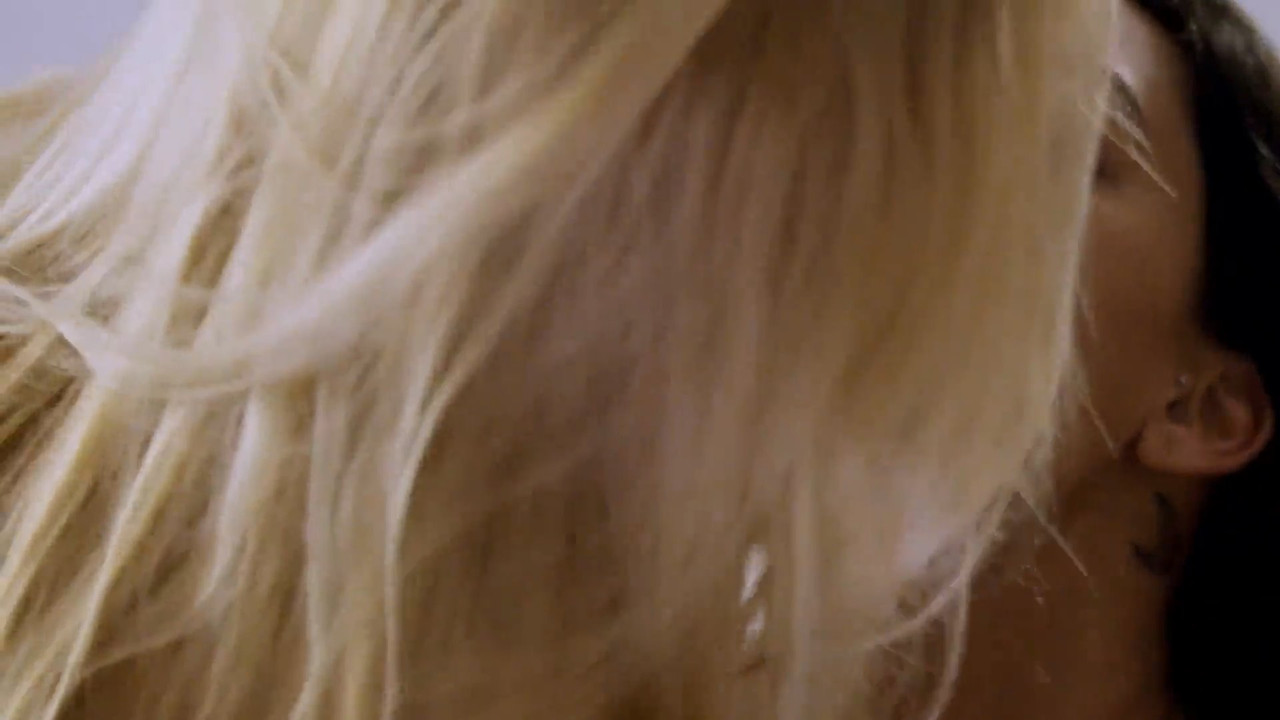 Mathilde.mp4_snapshot_15.46_[2021.08.07_17.55.31]