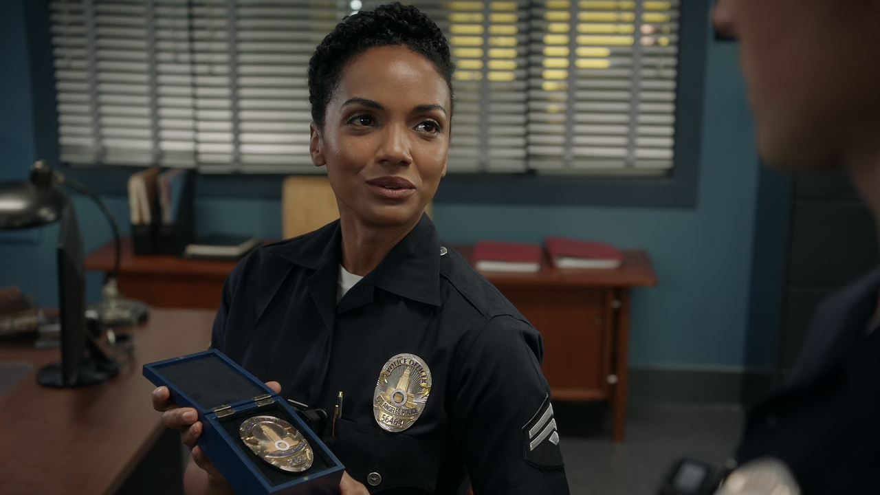 The.Rookie.S04E02.Five.Minutes.1080p.10bit.AMZN.WEB-DL.DDP5.1.HEVC-Vyndros.mkv_snapshot_02.13_[2021.