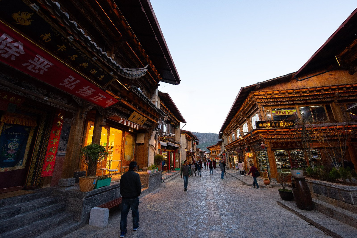Yunnan 2019 - Blogs de China - Dia 8 - Shangrila, Monastery Songzanglin y Potatso National Park (29)