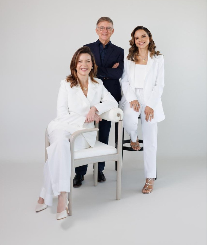 Foto dos Especialistas e Sócios da Clínica Essence