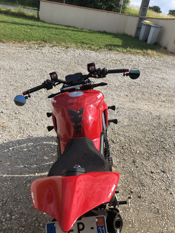 EEDA8E32-EDCA-4A70-BE2A-F9CDFEB3835E