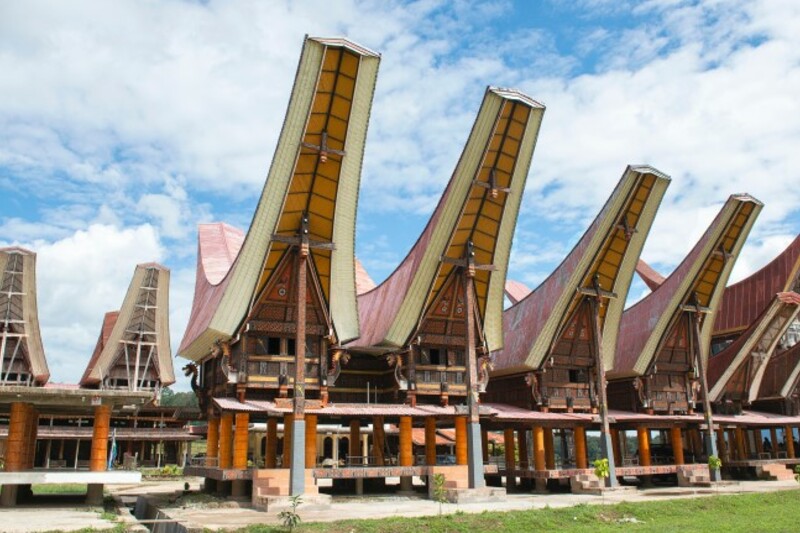 Rumah Adat Sulawesi