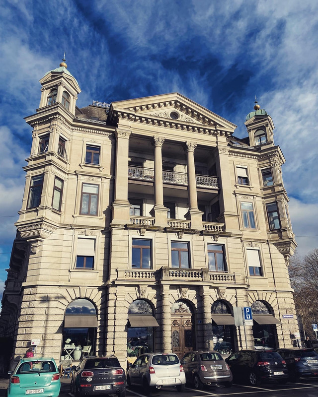 7EC3C396-0062-4737-A166-9A43BB779AD1