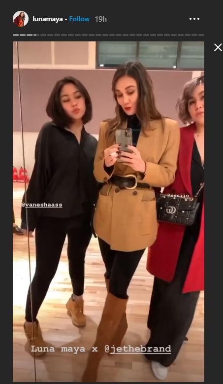 Luna Maya, Vanesha Prescilla dan Sissy Priscilla saat berada di Korea Selatan.