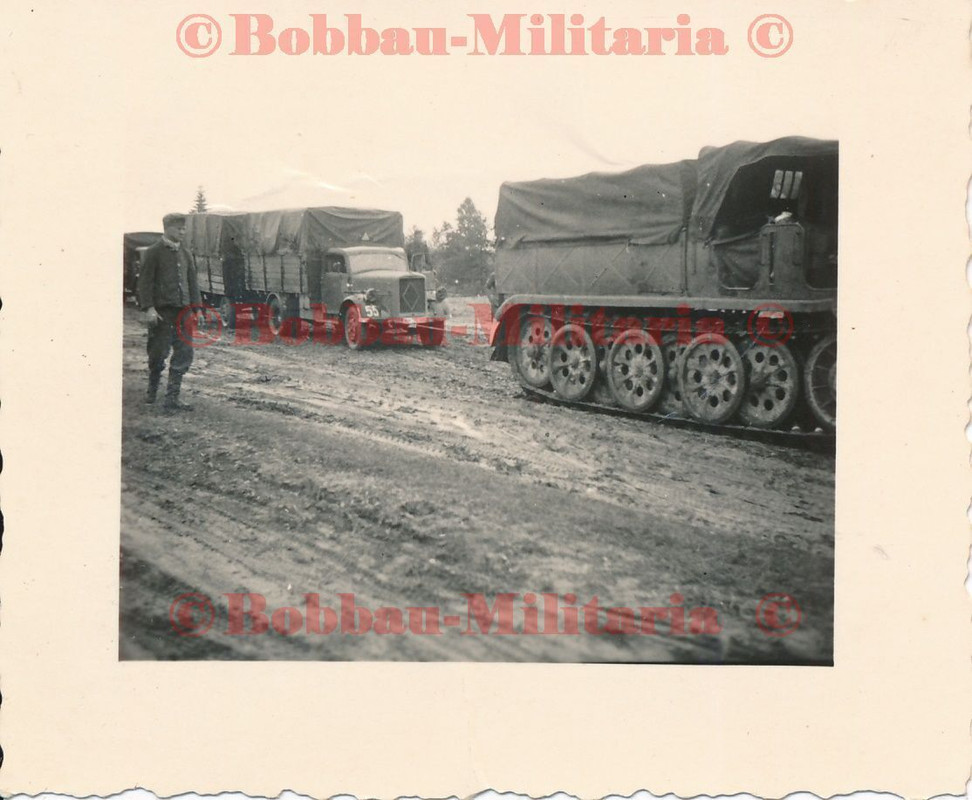 Foto Büssing SdKfz 7 schwere Halbkette 8.t Zugkraftwagen LKW Schlepper