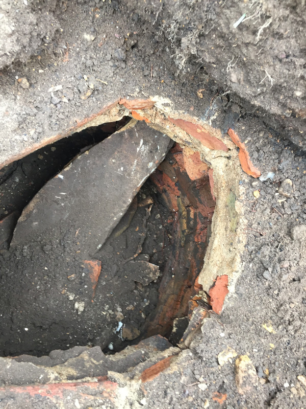 ED79BA33-94AB-478B-8C5F-49DC1A65C035