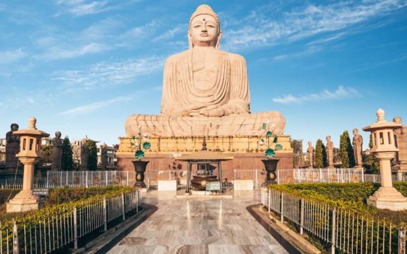 places to visit near Patna within 500 km.