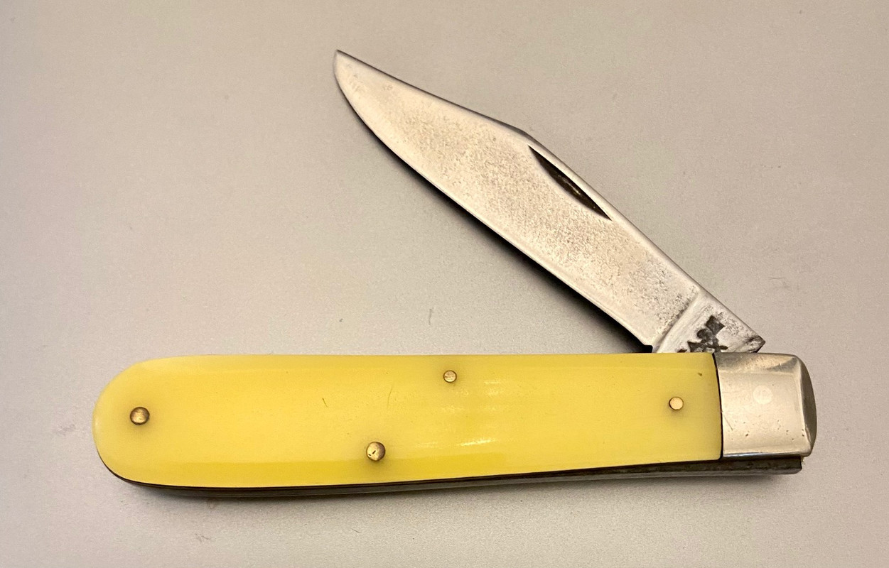 01E5EA40-A346-449F-BE95-45E3E7B3FBFD