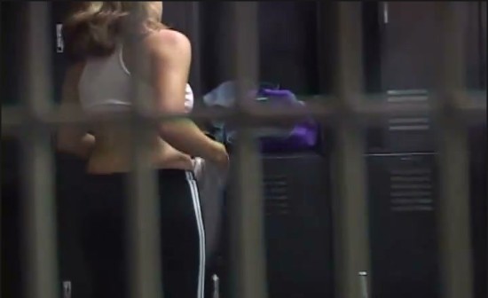 [Image: Voyeur34415142517.jpg]