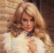 elke-sommer-mg53