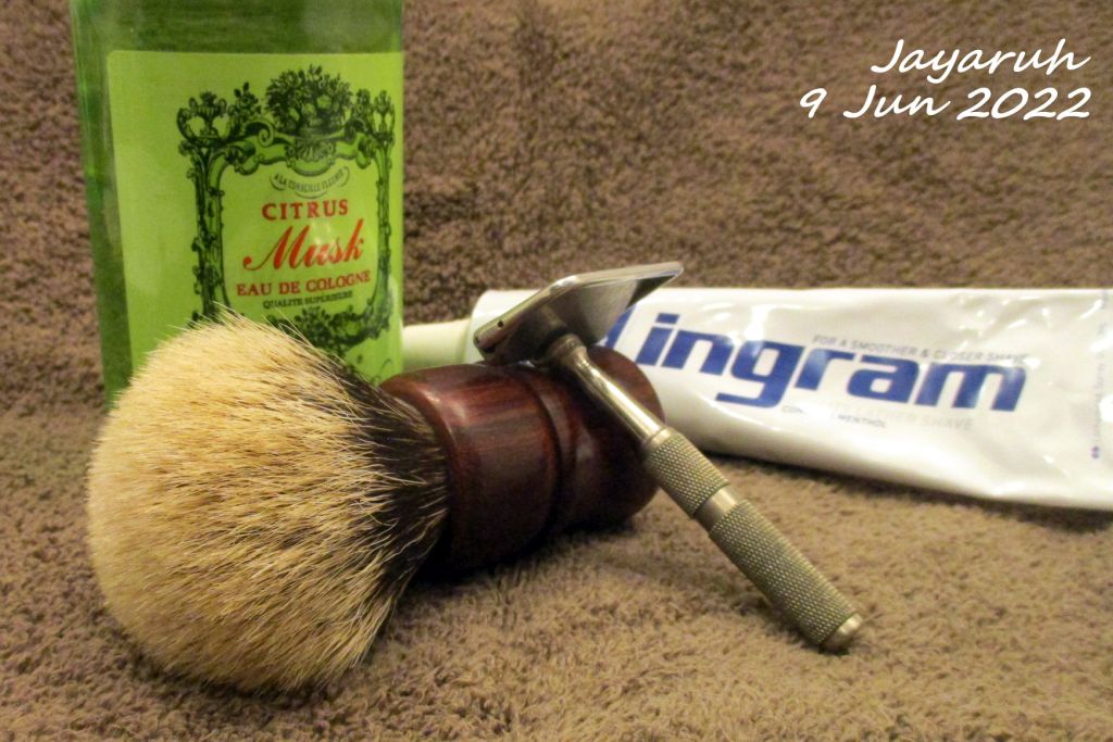 [Image: sos220609.jpg]