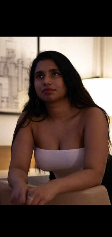 photo 6334836419985083653 y